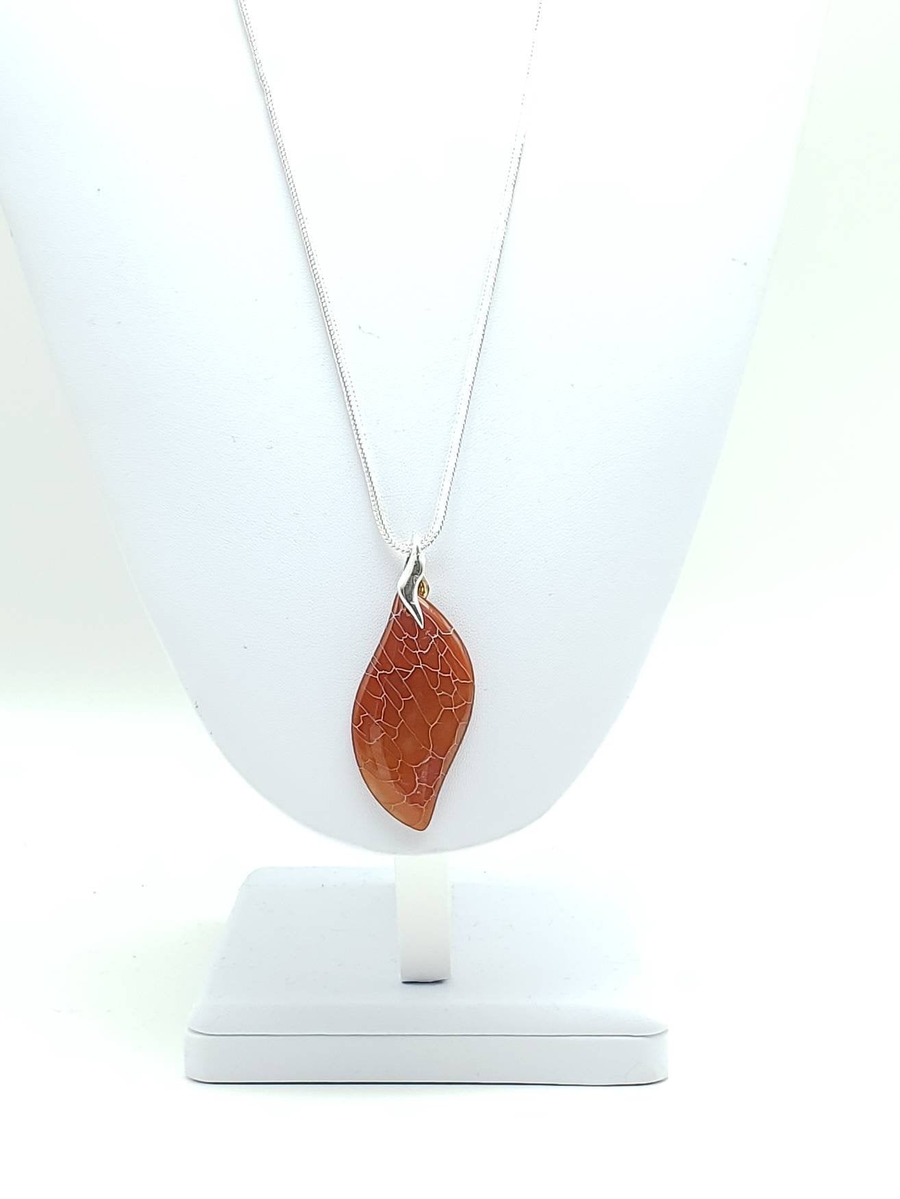 Dragon Vein Agate Pendant Necklace - The Caffeinated Raven